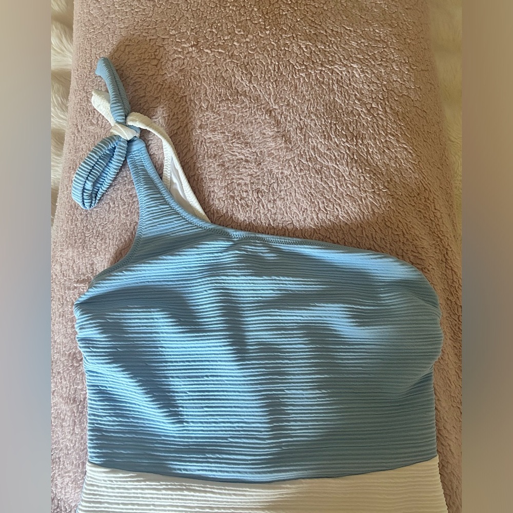 Cupshe Color block Bathing Suit - Picture 2 of 13